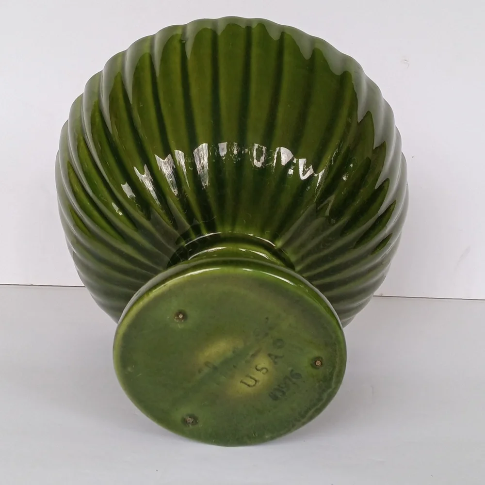 Haeger Pottery Green Ceramic Vase Footed Base USA